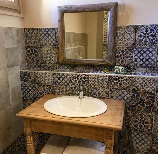 קסטנייטו קרדוצ'י Agriturismo Quattro Pini מראה חיצוני תמונה